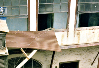 Galer�a a levante del patio posterior